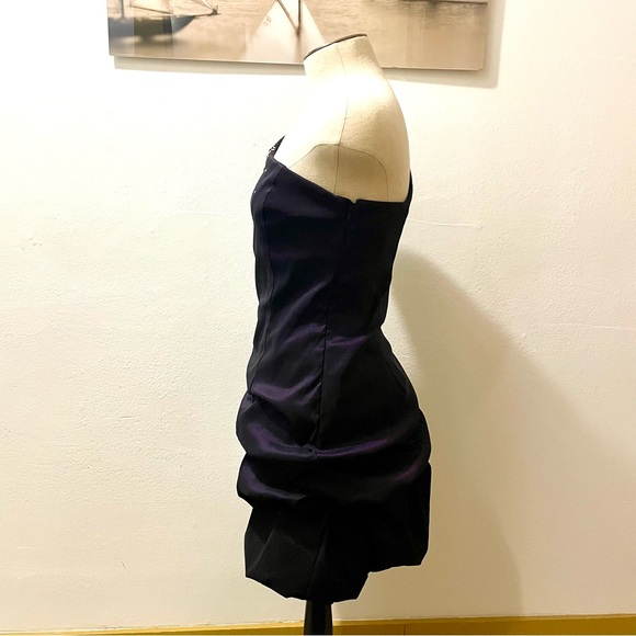 Vintage One-Shoulder Embellished Dress Size Small (6 vintage) - Picture 10 of 17